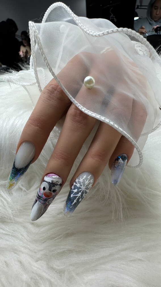Almendra winter_Nail University