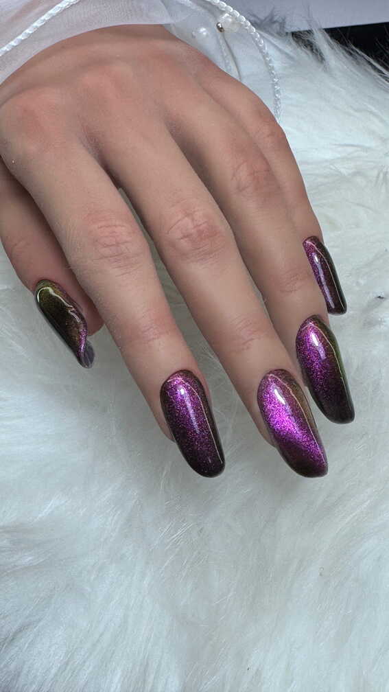 Ovalada de salón morado_Nail University